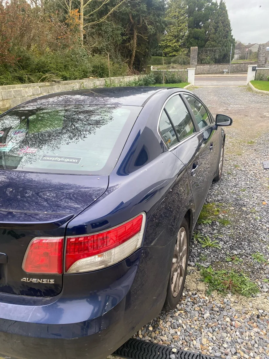 Toyota avensis 2009 - Image 3