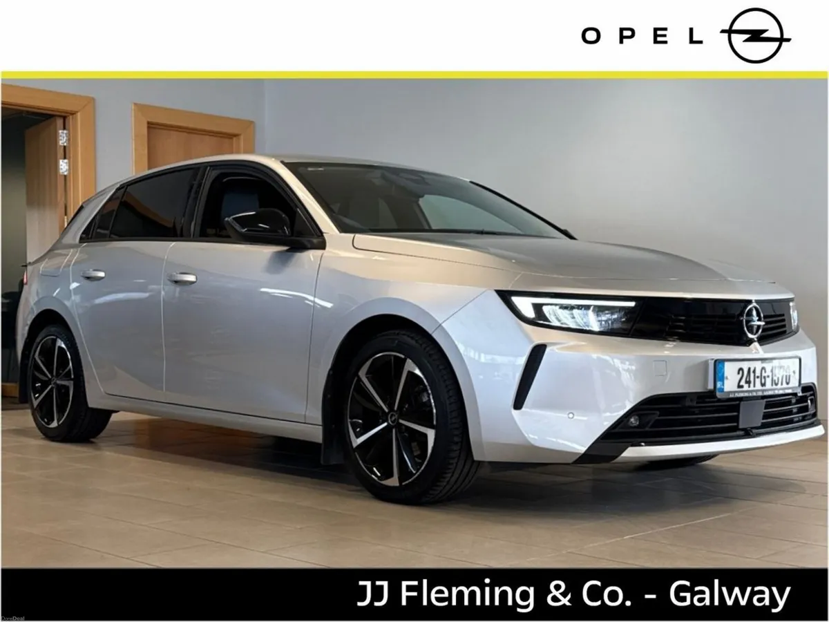 Opel Astra Elegance 1.2 Turbo 110PS Petrol 6 Speed - Image 3