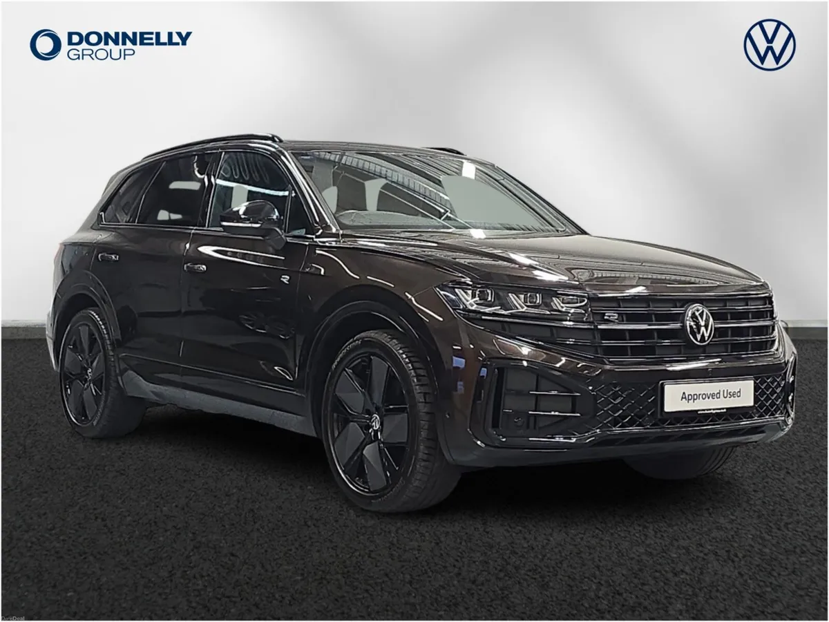 Volkswagen Touareg Diesel Estate Black Edition - Image 1