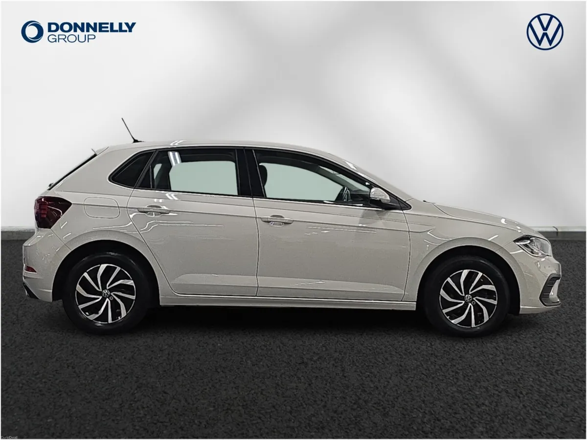 Volkswagen Polo Hatchback Life - Image 4