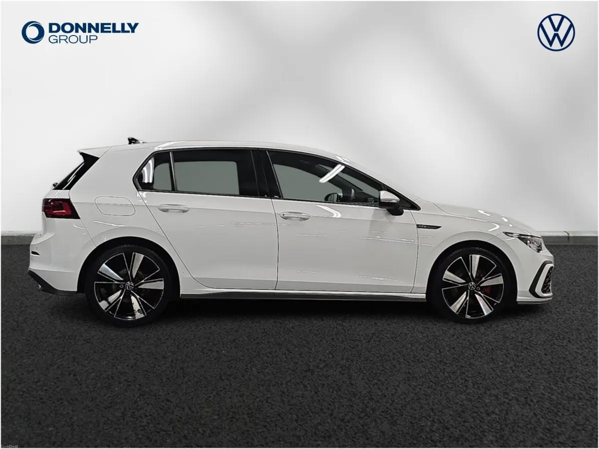 Volkswagen Golf Diesel Hatchback GTD - Image 4