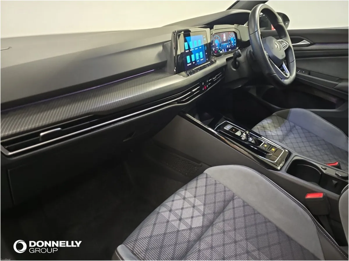 Volkswagen Golf Diesel Hatchback R-Line - Image 2