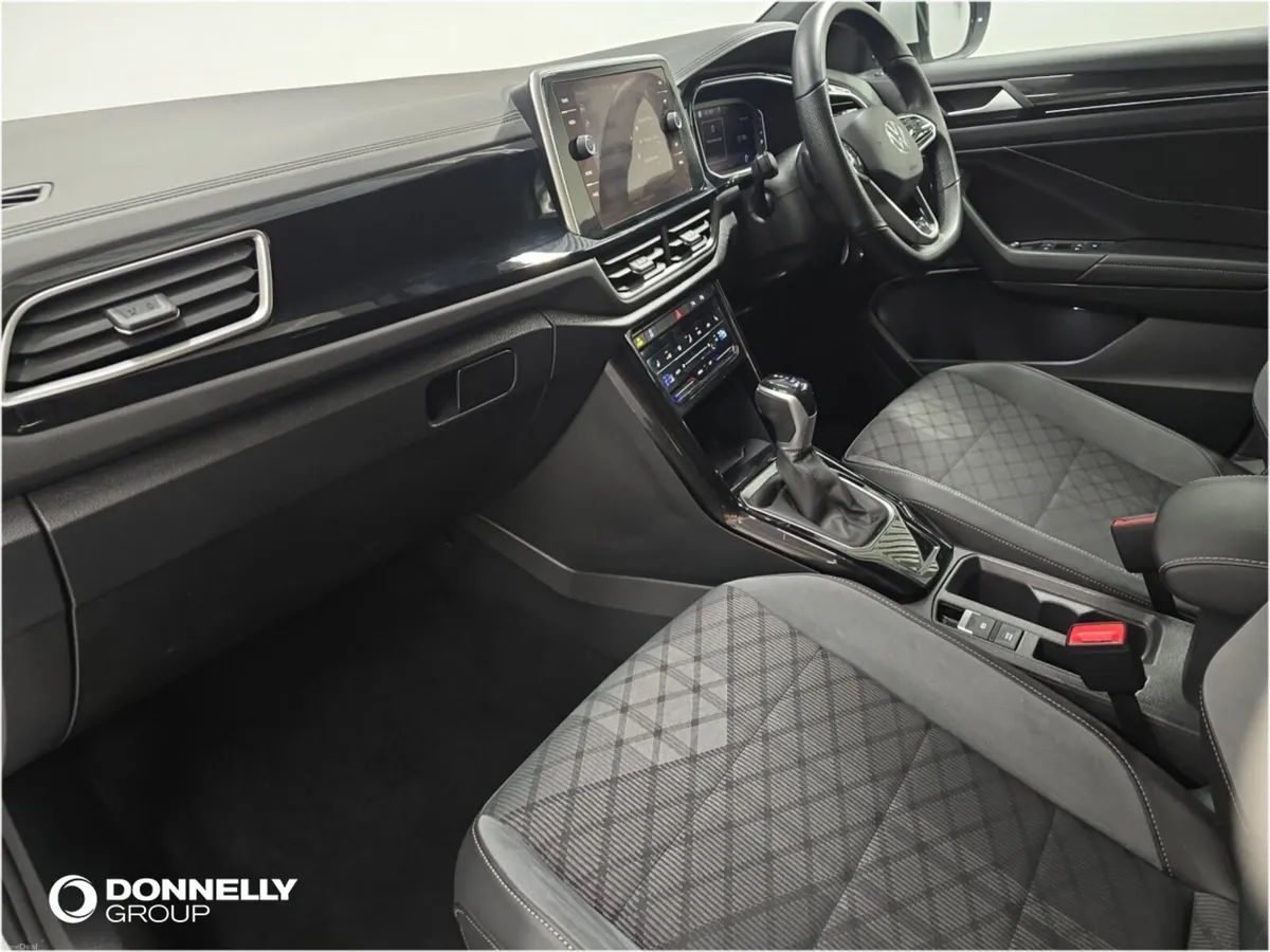 Volkswagen T-roc Hatchback R-Line - Image 2