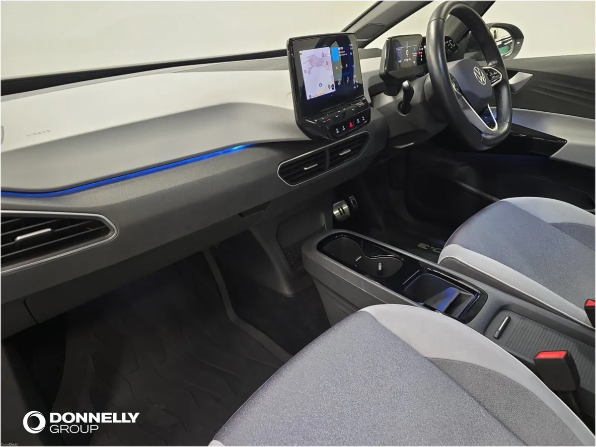 Volkswagen Id.3 Hatchback Family Pro - Image 2