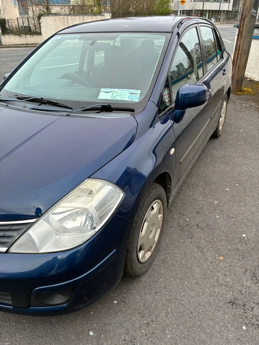 Nissan Tiida 2011 - Image 2