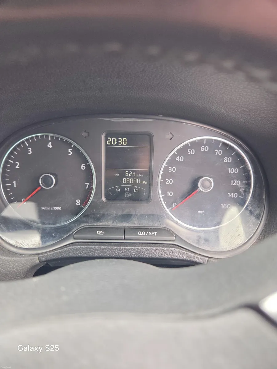 Volkswagen Polo 2012 - Image 2
