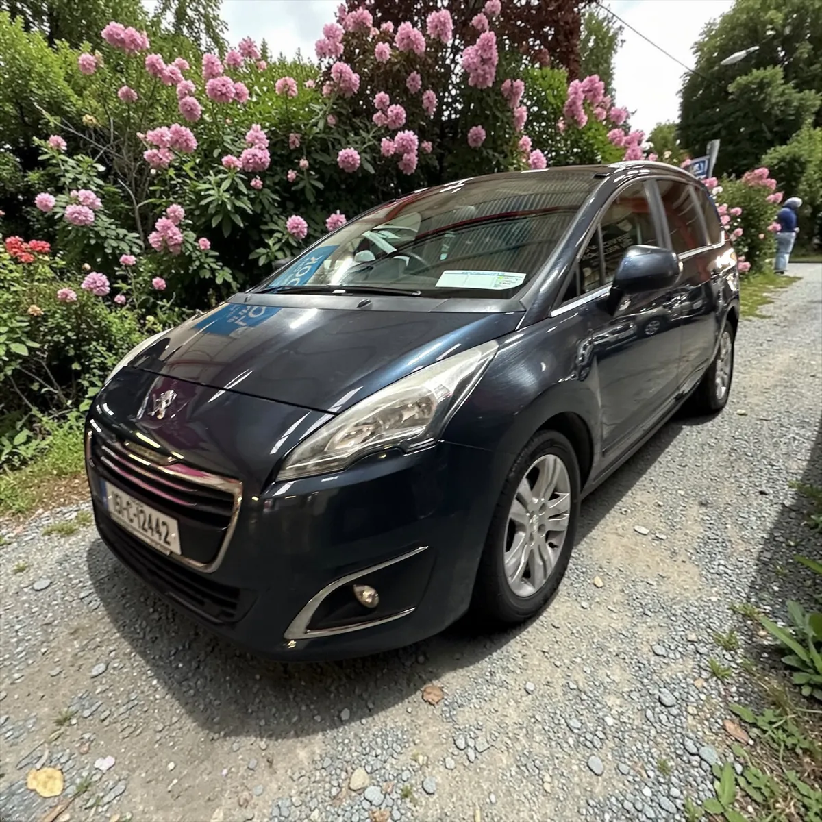 2015 Peugeot 5008 1.6 Blue Hdi 120 Family 7-Seater - Image 1