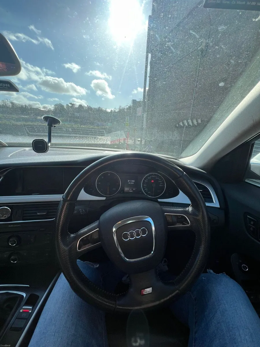 Audi a 4 - Image 4