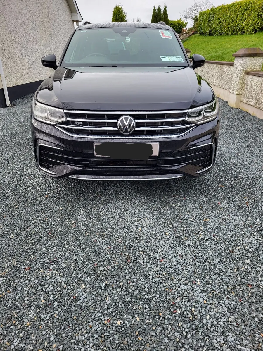 Volkswagen Tiguan 2023 - Image 1