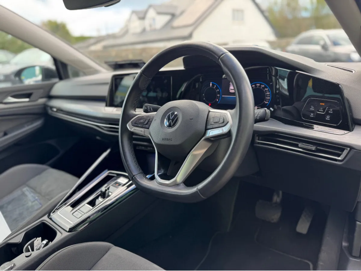 Volkswagen Golf 1.4 TSI STYLE 204PS 5DR AU - Image 5