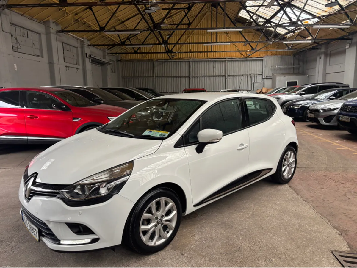 Renault Clio IV DYNAMIQUE NAV DCI 90 M 4DR - Image 4