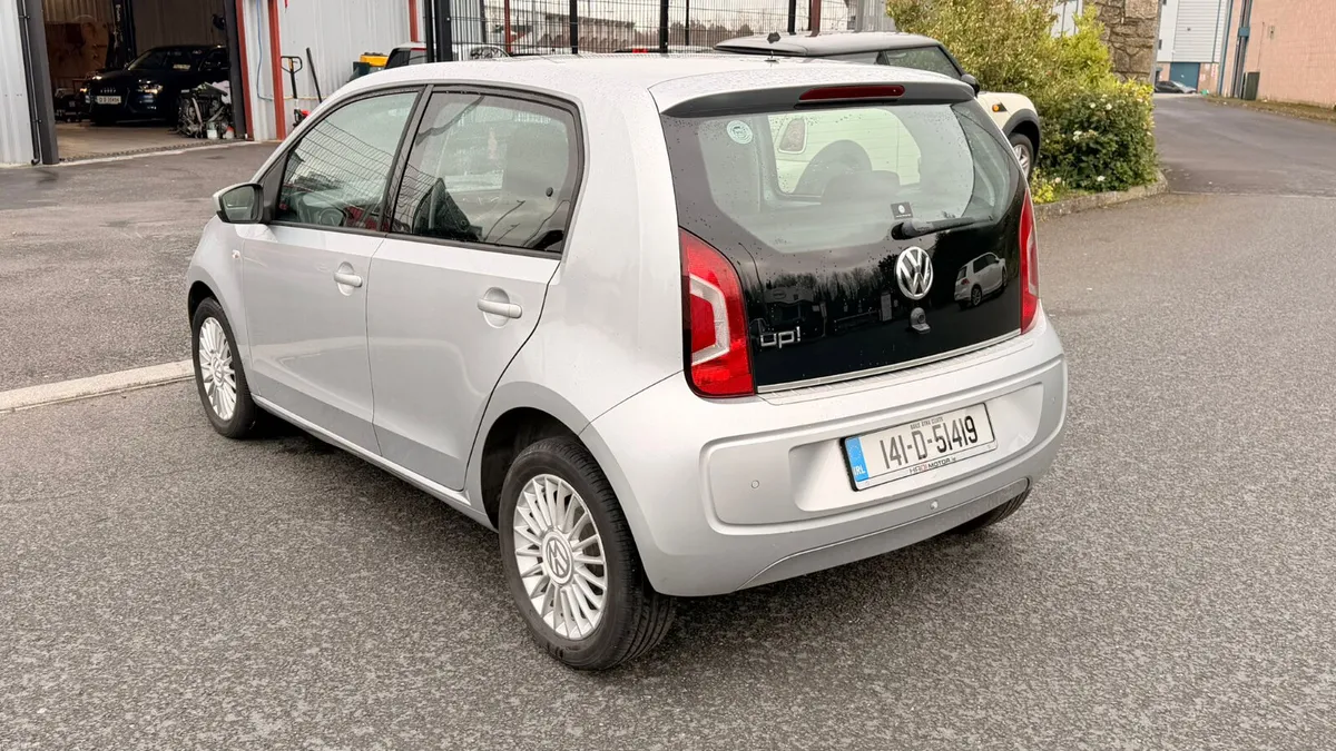 Volkswagen up! 2014 - Image 4