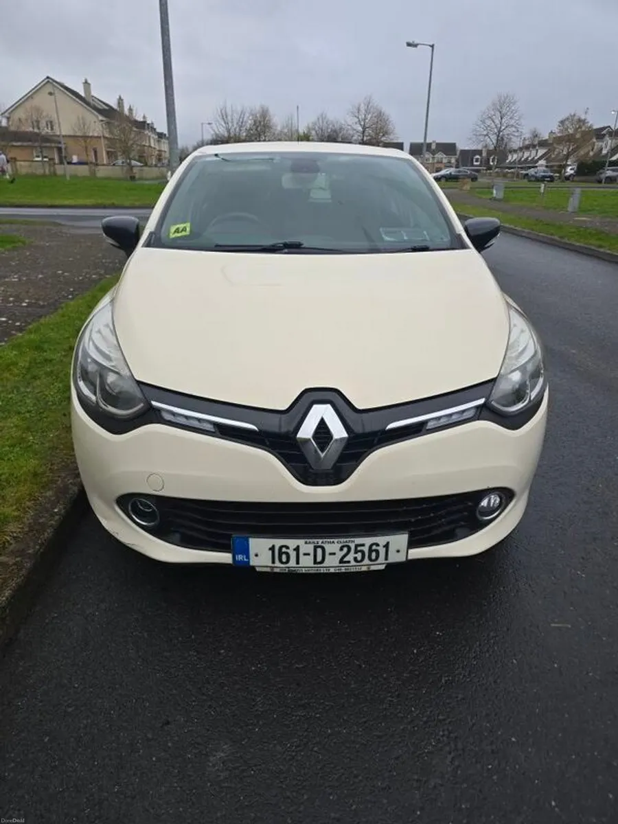 2016 Renault Clio - Image 1