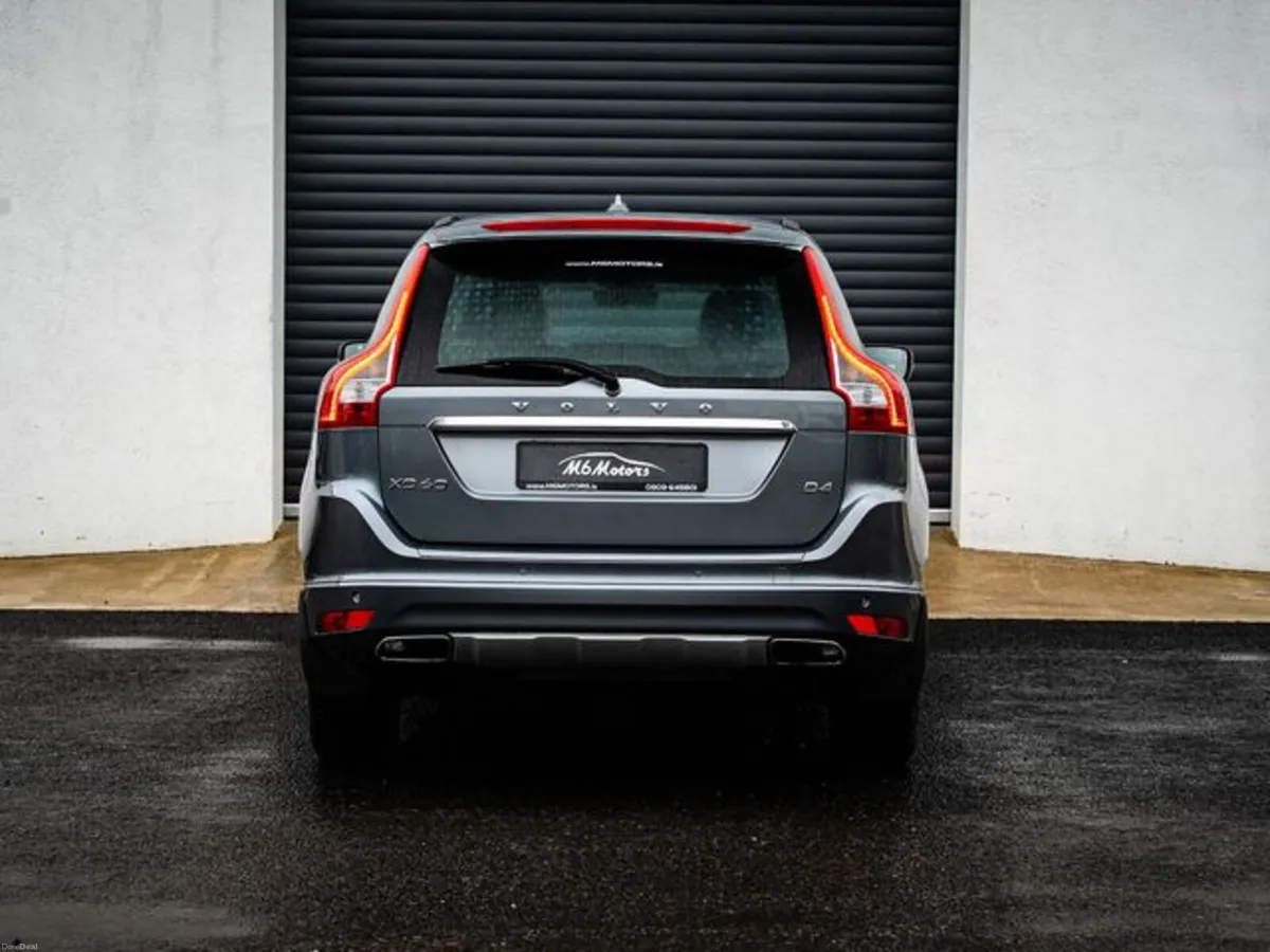 Volvo XC60 SE NAV D4 - Image 4