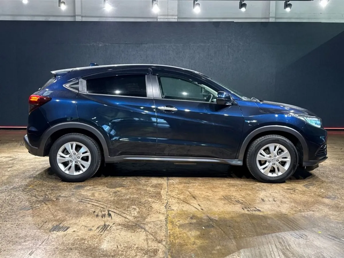 Honda Vezel Daa-ru3 5DR Auto - Image 3