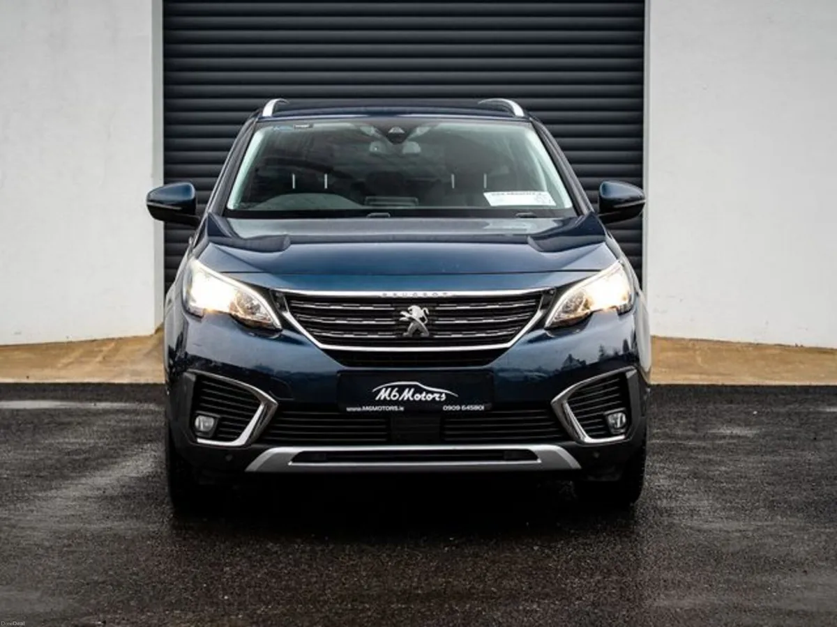 Peugeot 5008 Allure 1.5 Blue HDI 130 6.2 4D - Image 2