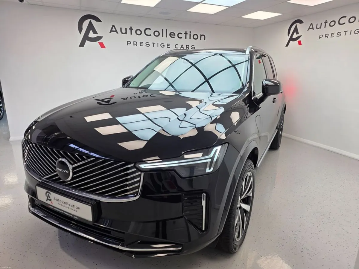 Volvo XC90 **CORE**T8 RECHARGE**PHEV** - Image 3