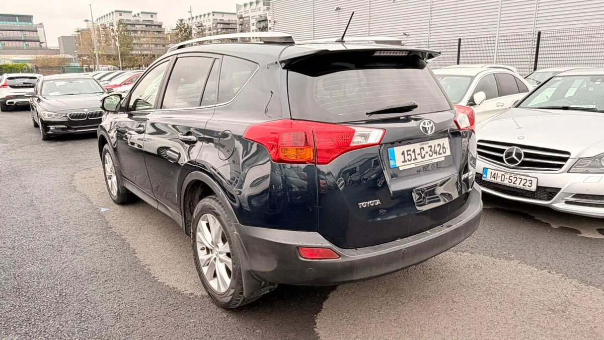 Toyota RAV4 2015 - Image 3