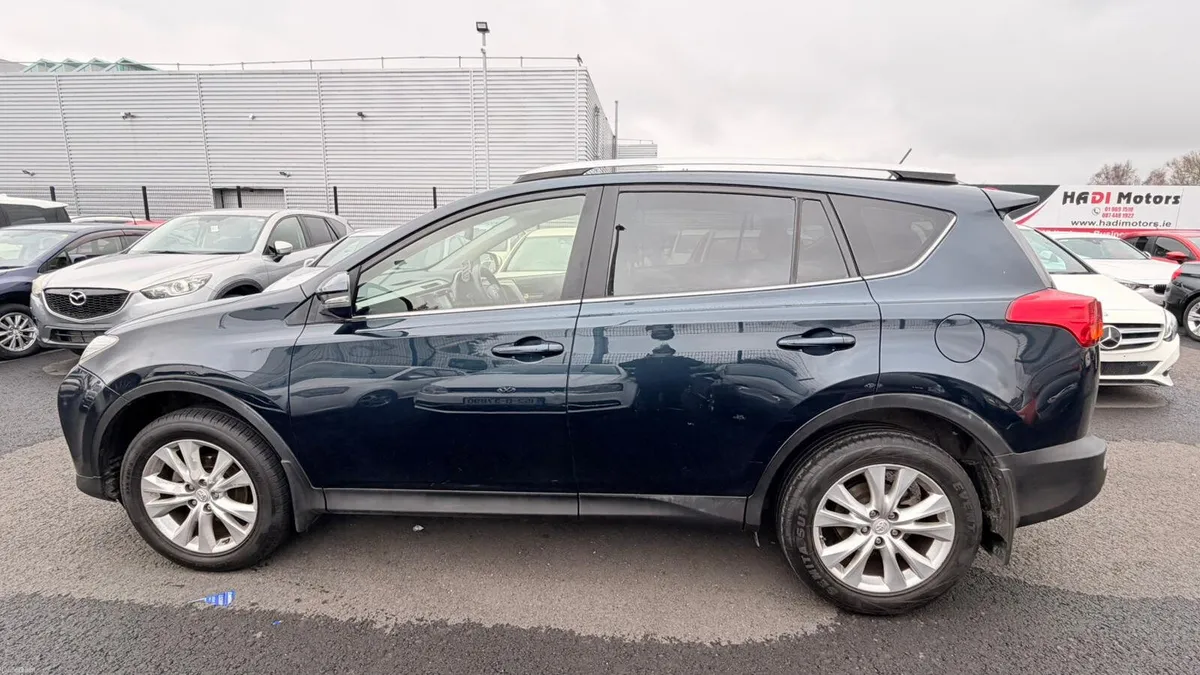 Toyota RAV4 2015 - Image 6