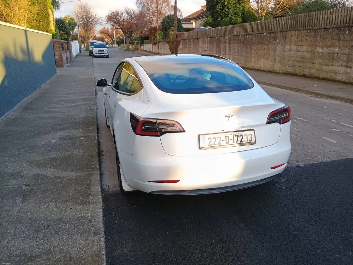Tesla Model 3 2022  -- Deposit taken - Image 2
