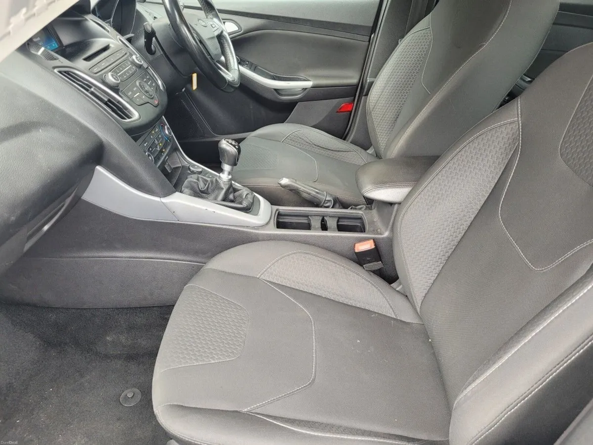 Ford Focus ZETEC 1.5 TD 6SPEED *NCT 5/27* - Image 4