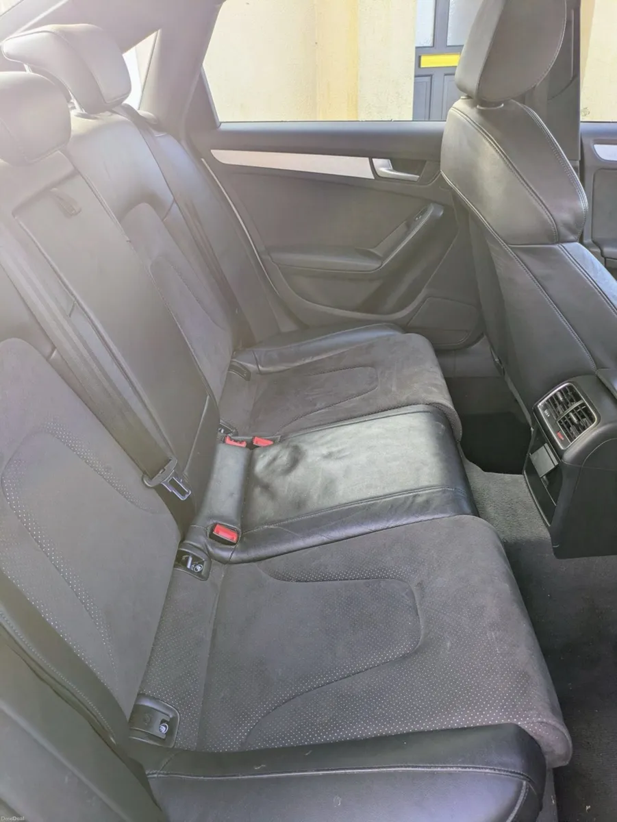 2010 Audi A4 S-Line:Engine needs attention.Driving - Image 4