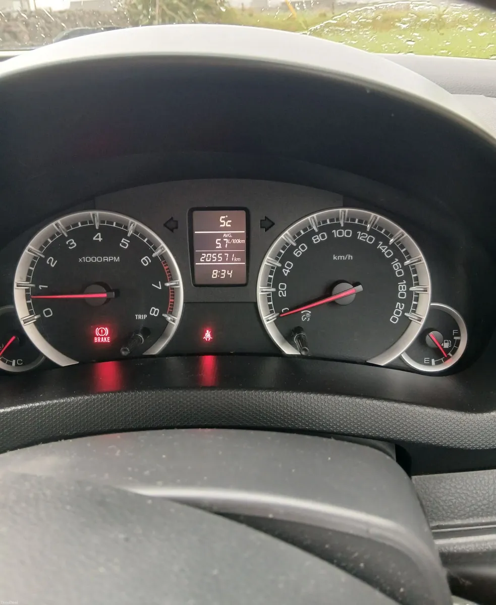 Suzuki Swift 2011 - Image 2