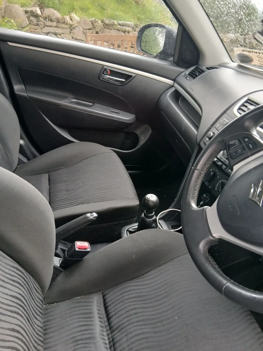 2011  Car Suzuki swift.1.2 - Image 3