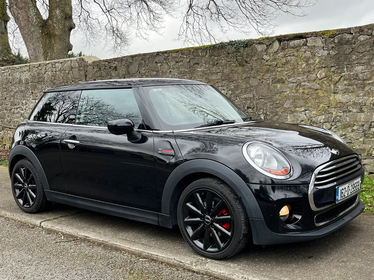 MINI COOPER 1.5 - Image 2