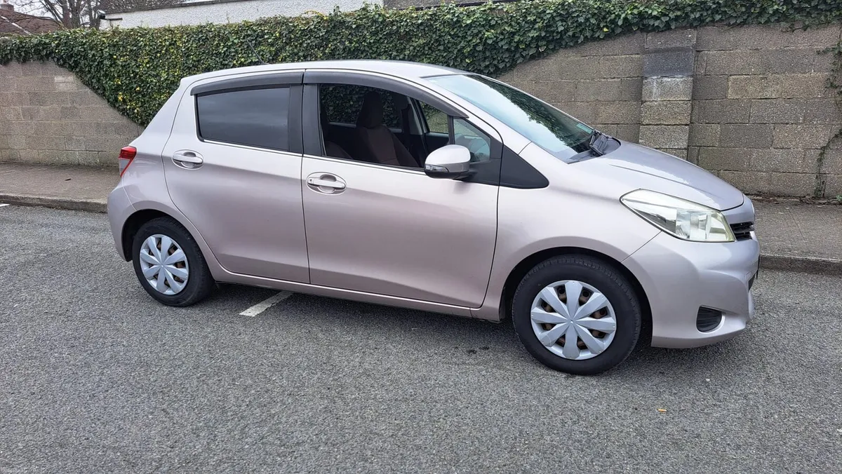 Yaris 1.0 petrol Automatic New nct low kilometers - Image 4