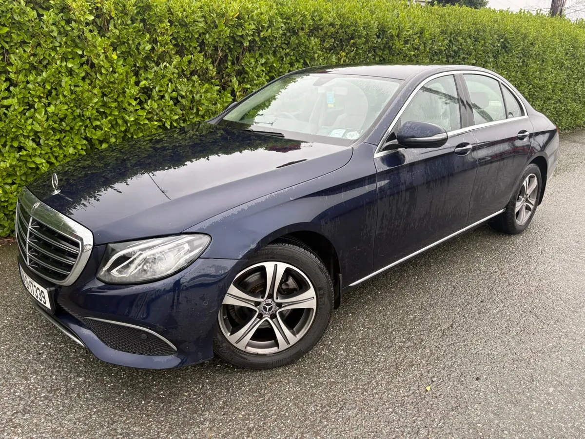 Mercedes-Benz E-Class 2018 220 D EXCLUSIVE 4DR A A - Image 2