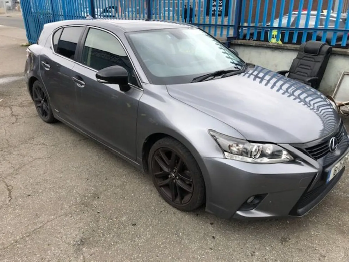 LEXUS CT200H  2016 SPORT MODEL - Image 6