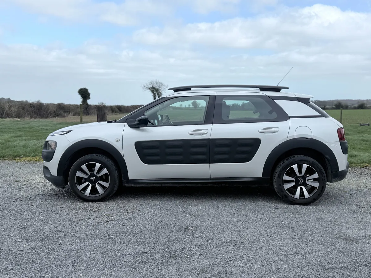 Citroen C4 2015 Very Low Mileage, Fresh NCT - Image 4