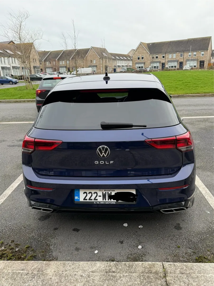 VOLKSWAGEN GOLF R-LINE 150BPH 2.0L DIESEL - Image 3