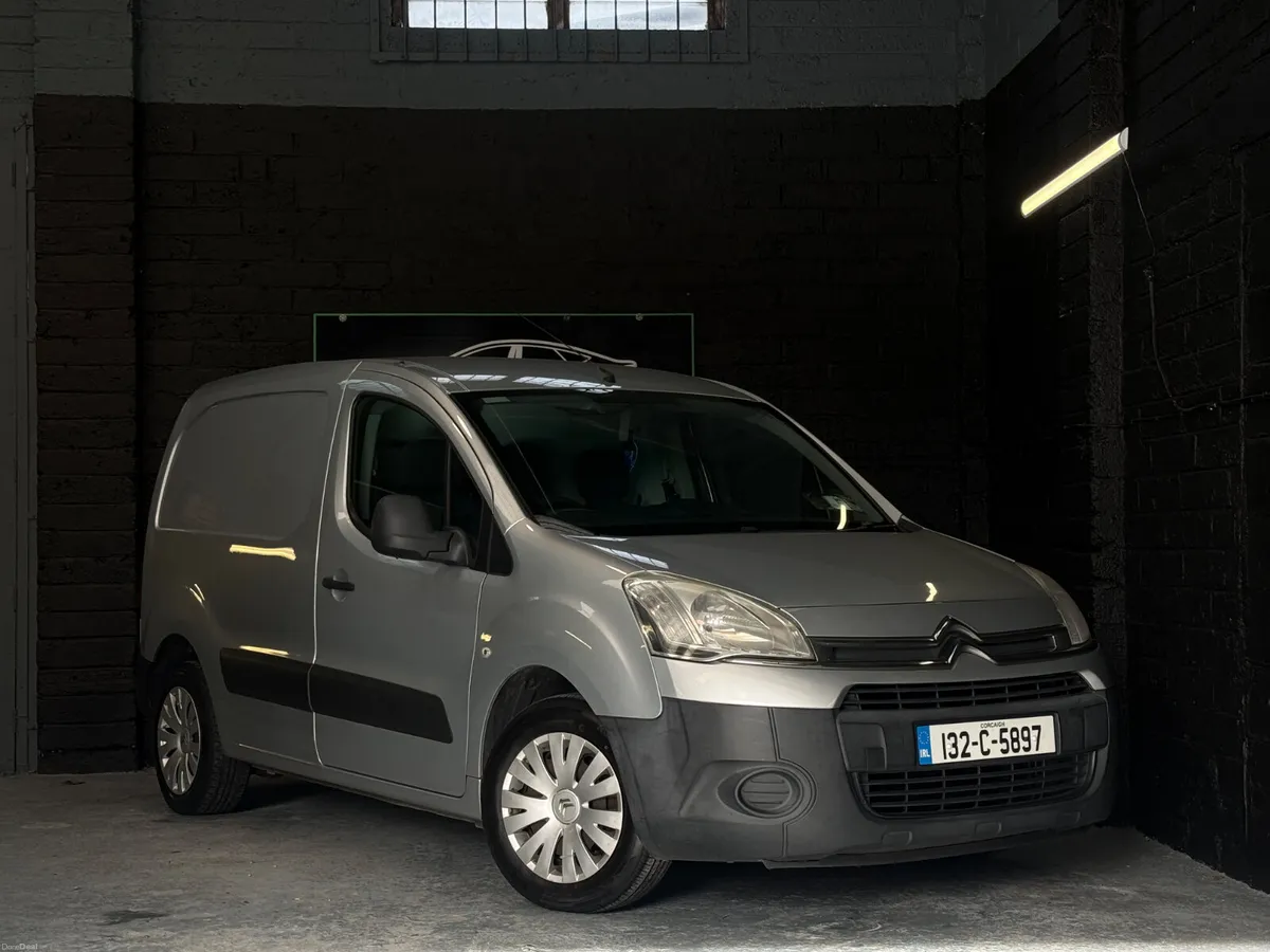 2013 Citroen Berlingo 3 Seat - Image 1