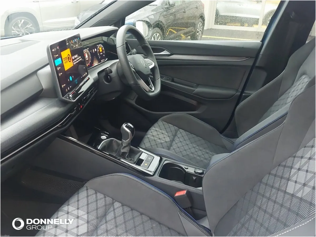 Volkswagen Golf Hatchback R-Line - Image 2