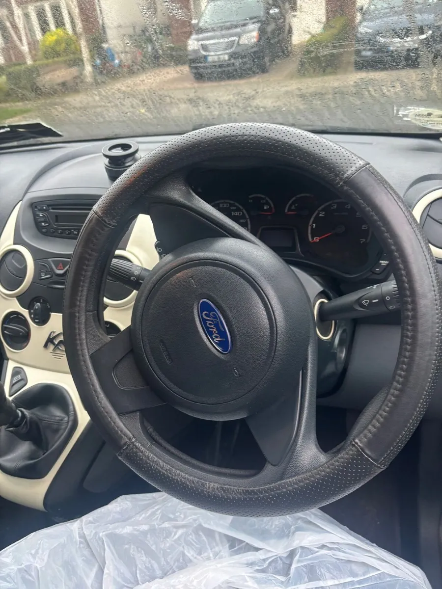 Ford KA 2014 - Image 3