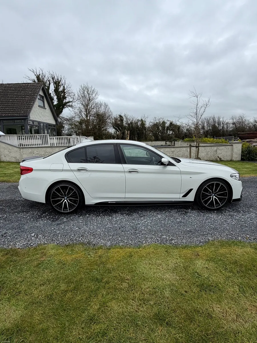 BMW 520D M SPORT G30 - Image 2