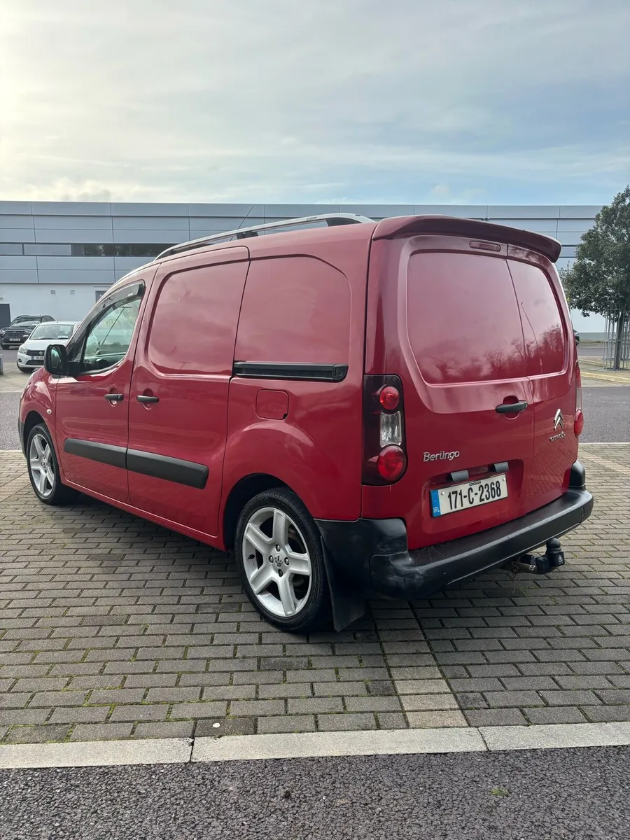 2017 Citroen berlingo (fresh test ) - Image 4