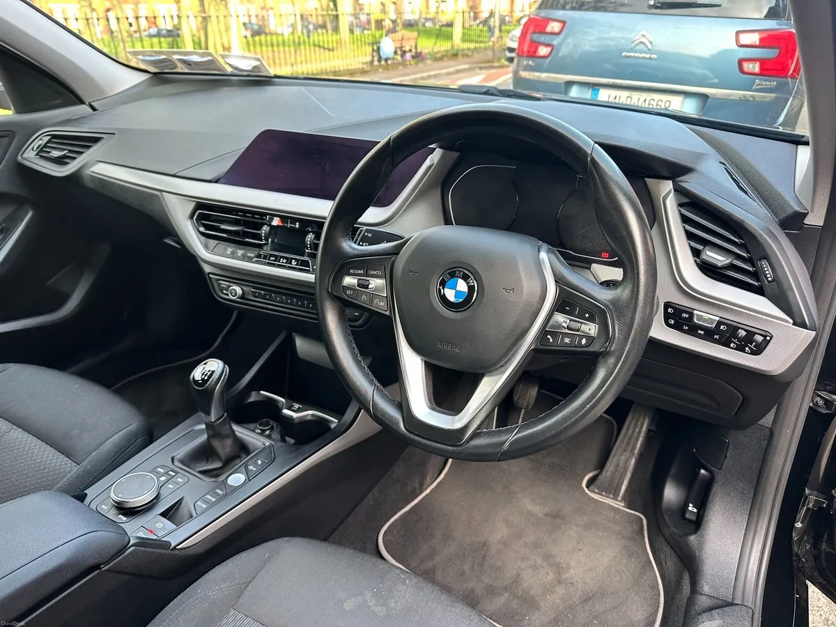 BMW 1-Series 2020 - Image 4