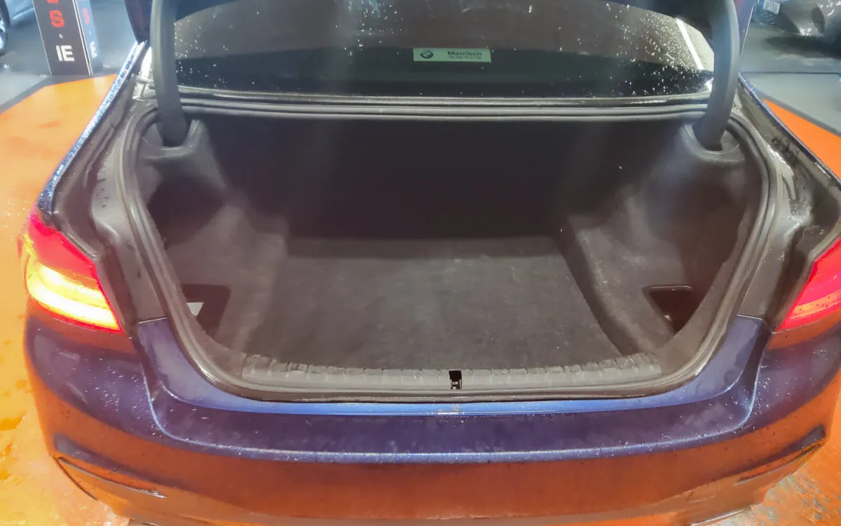 BMW 5-Series 2018 - Image 4