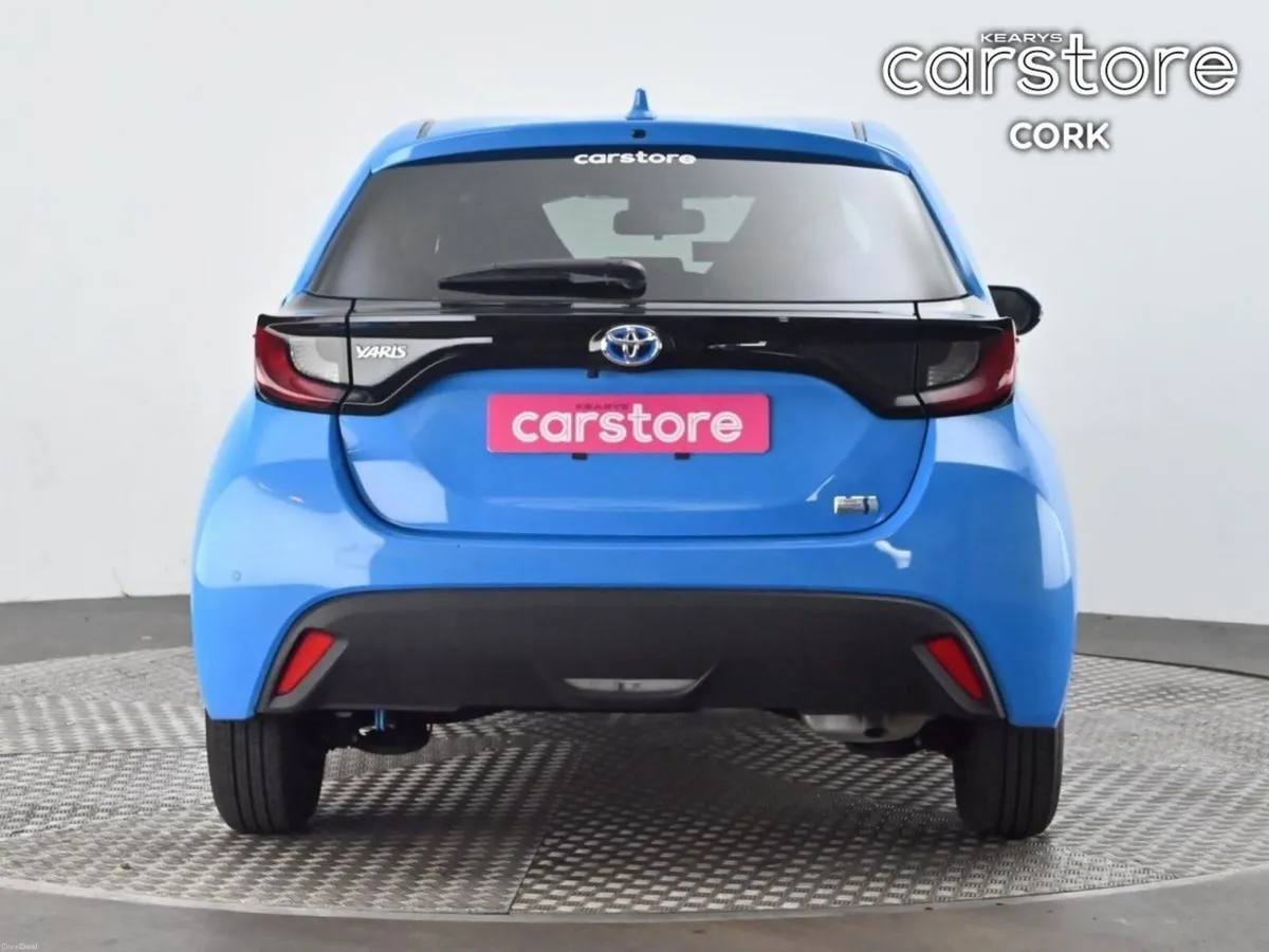 Toyota Yaris 1.5 Hybrid Auto - Image 4