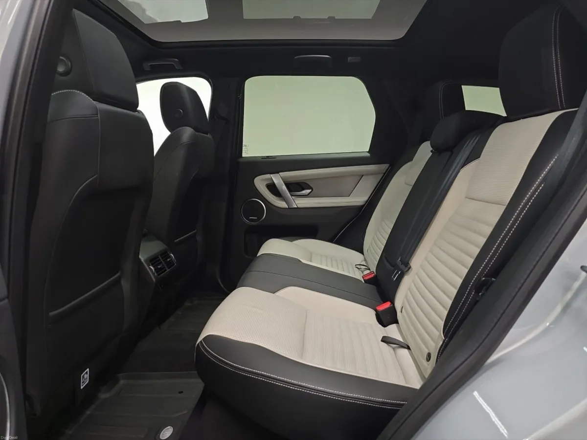 Land Rover Discovery Sport Diesel Sw R-Dynamic SE - Image 4