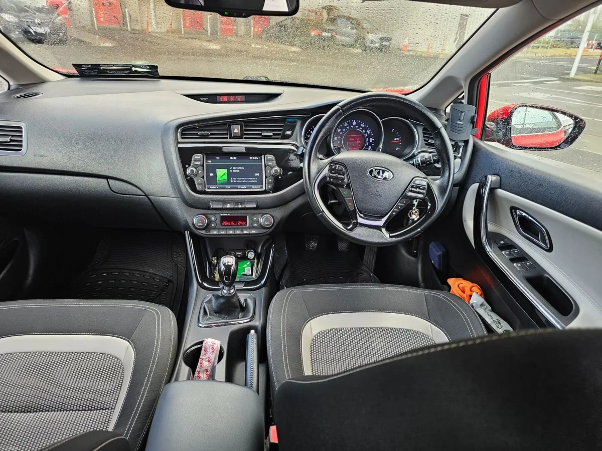 Kia Ceed 2016 - Image 4