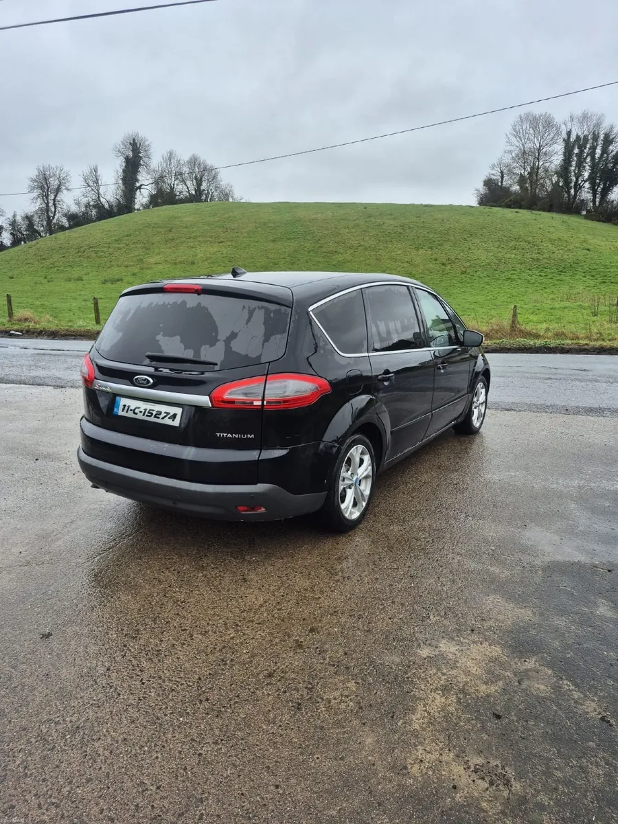 Ford S-Max 2011 - Image 2