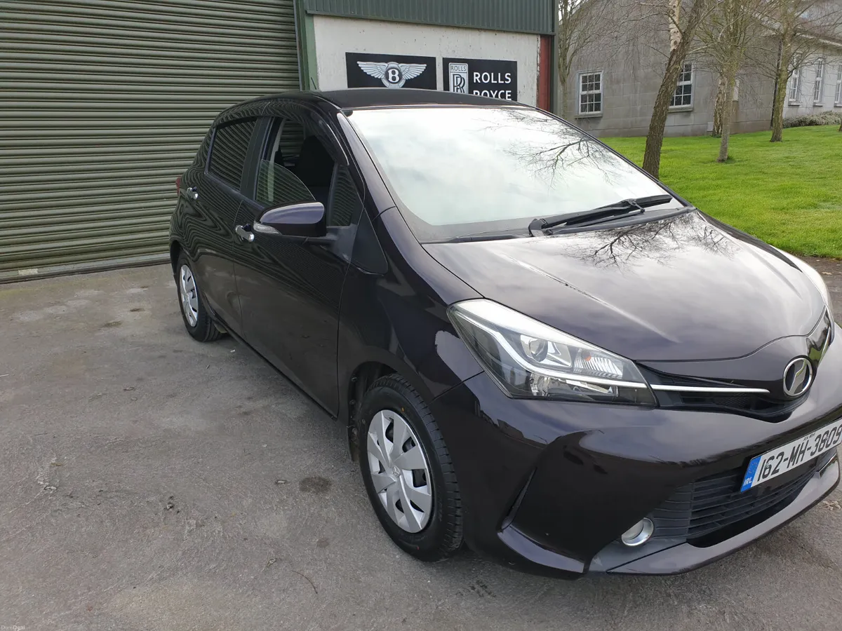 TOYOTA VITZ  /162/AUTO/ALARM/IMMOBILISER/R.CAMERA - Image 3