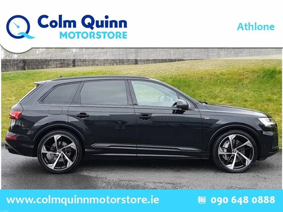 Audi Q7 S-LINE BLACK EDITION 55 TFSIe 3.0 Petrol - - Image 3