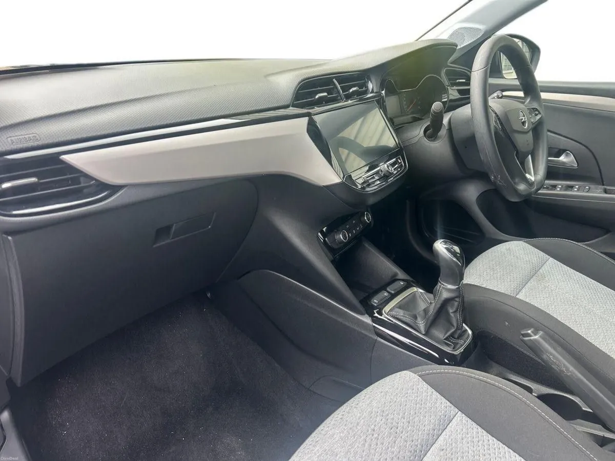 Opel Corsa SC 1.2i (75PS) S/S 5 Speed - Image 4