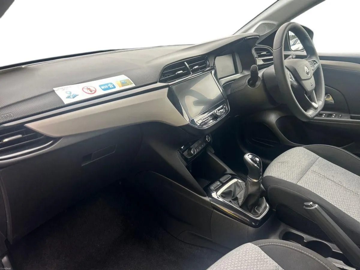 Opel Corsa Elegance 1.2i (75PS) S/S 5 Speed - Image 4