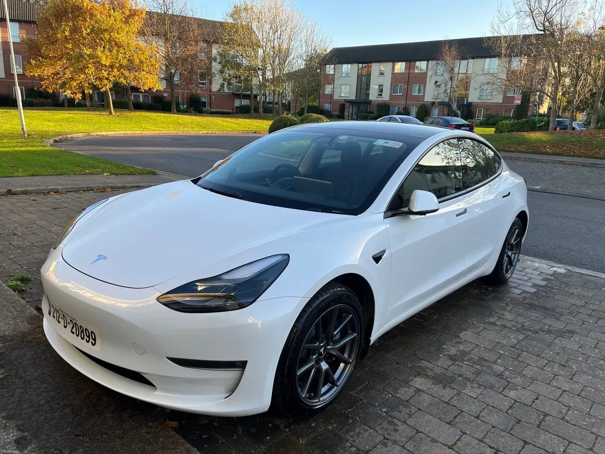 Tesla Model 3 2021 - Image 1